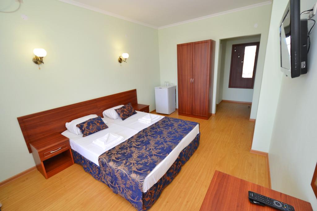 Verona Guest House Divnomorskoje Rom bilde