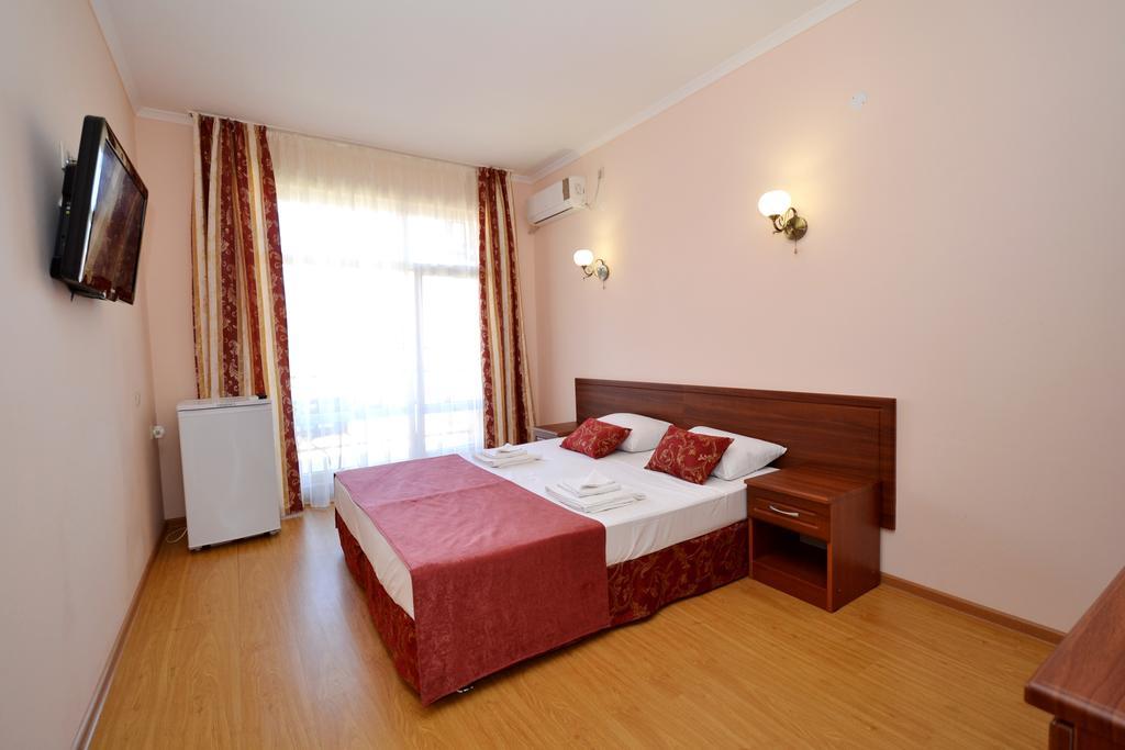 Verona Guest House Divnomorskoje Rom bilde