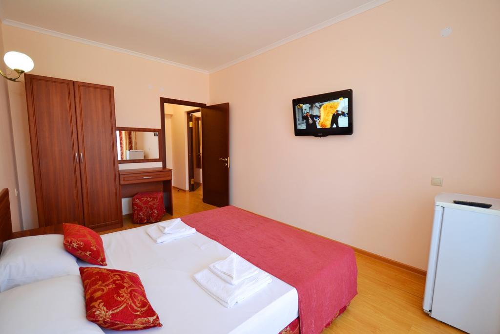 Verona Guest House Divnomorskoje Rom bilde